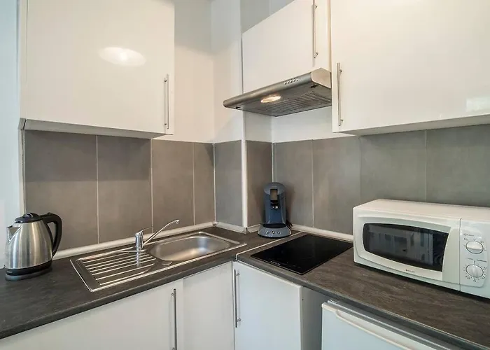 Le Vintage - - Proche Sanctuaire Lourdes